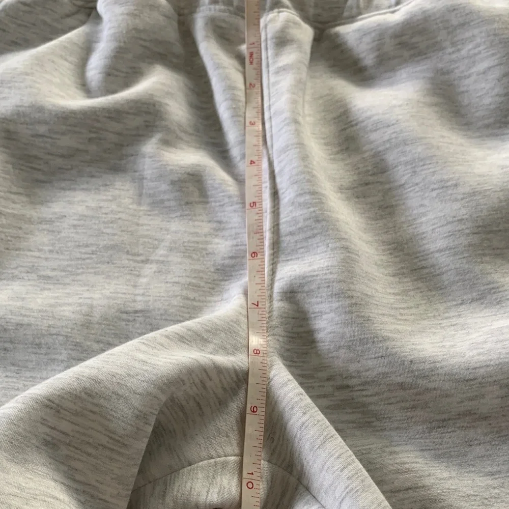 NWT Mixed Size 2pc Thrive Gray L Sweatshirt and M Sweatpants Athleisure Set - Picture 10 of 15
